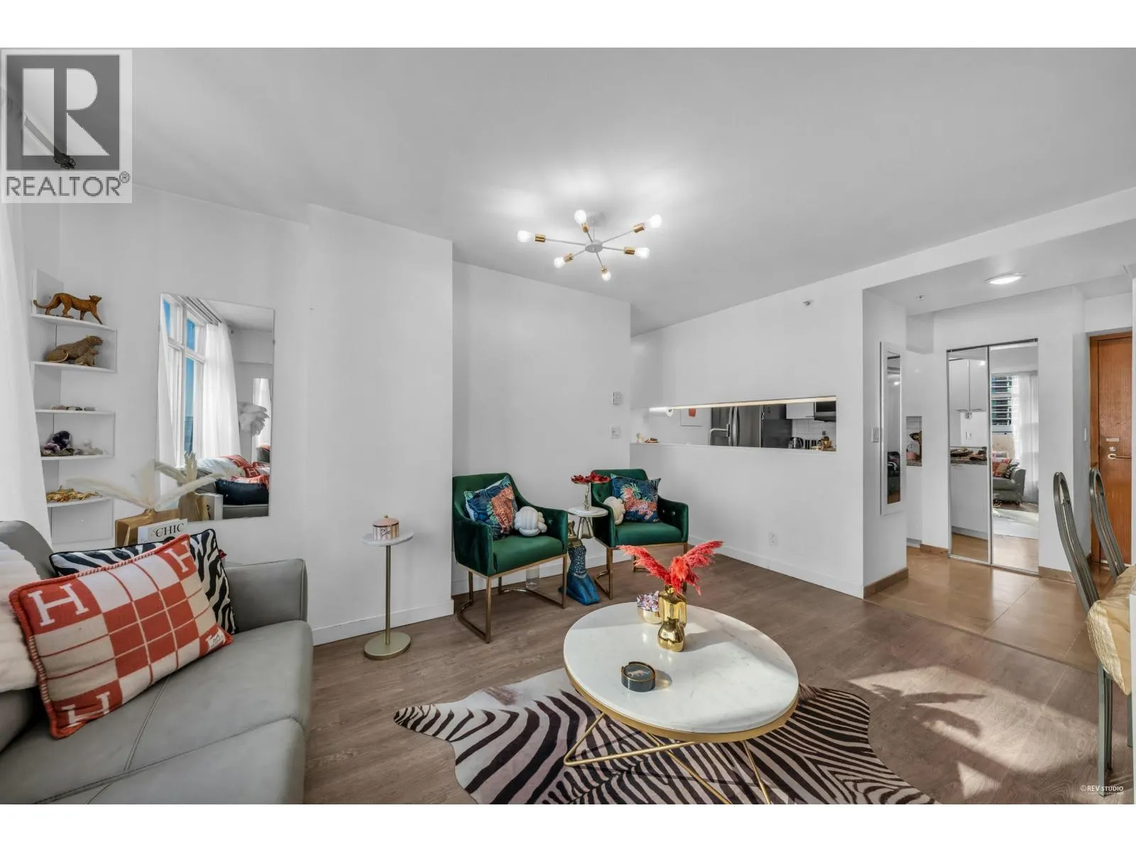 1704 1288 ALBERNI STREET