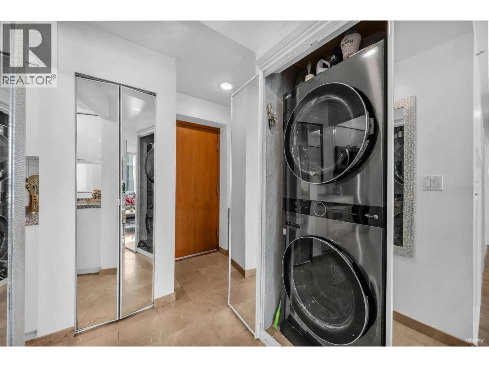 1704 1288 ALBERNI STREET