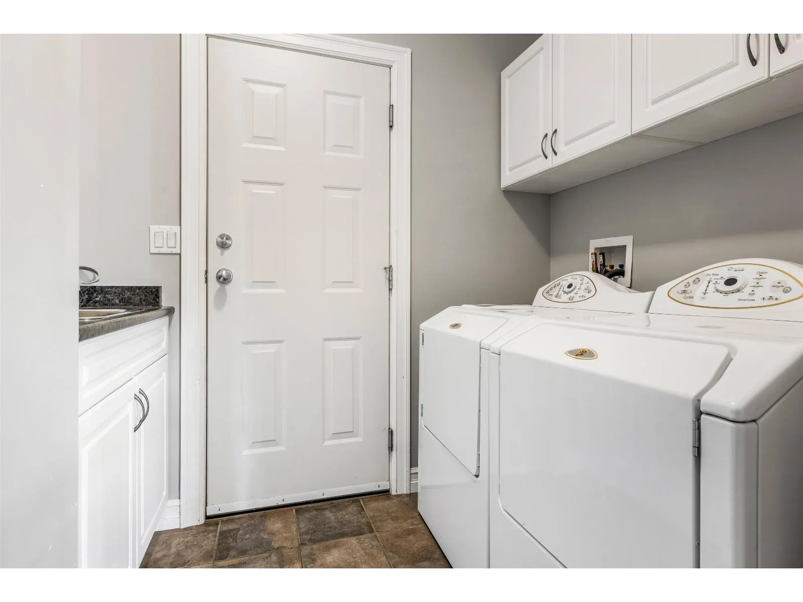 24 45957 SHERWOOD DRIVE|Promontory