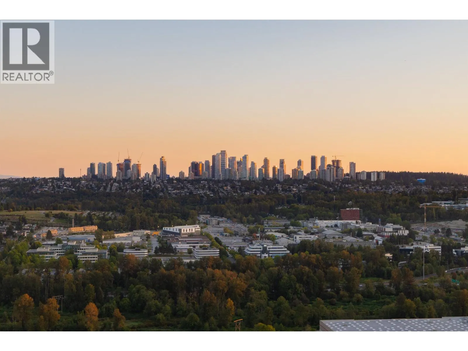 3808 4720 LOUGHEED HIGHWAY