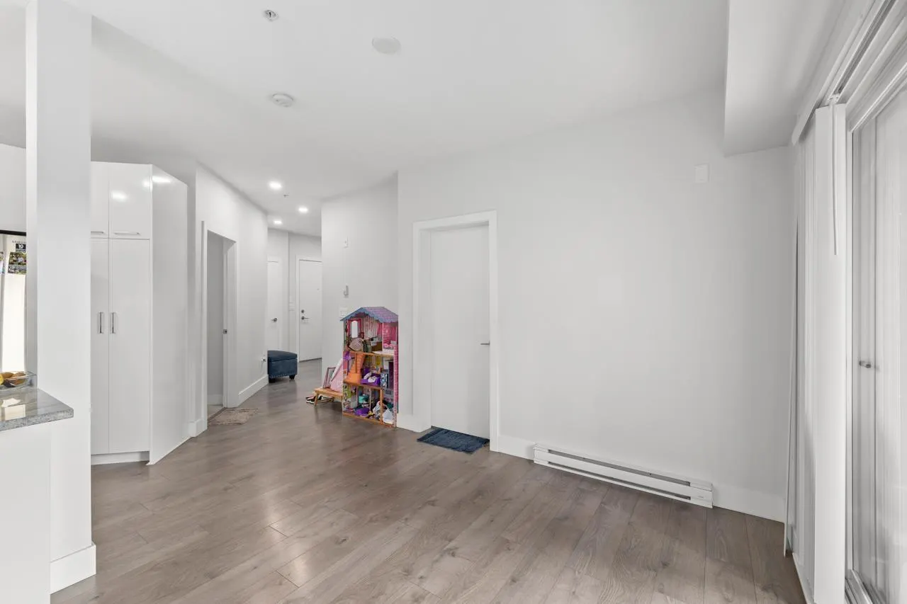 112 5485 BRYDON CRESCENT