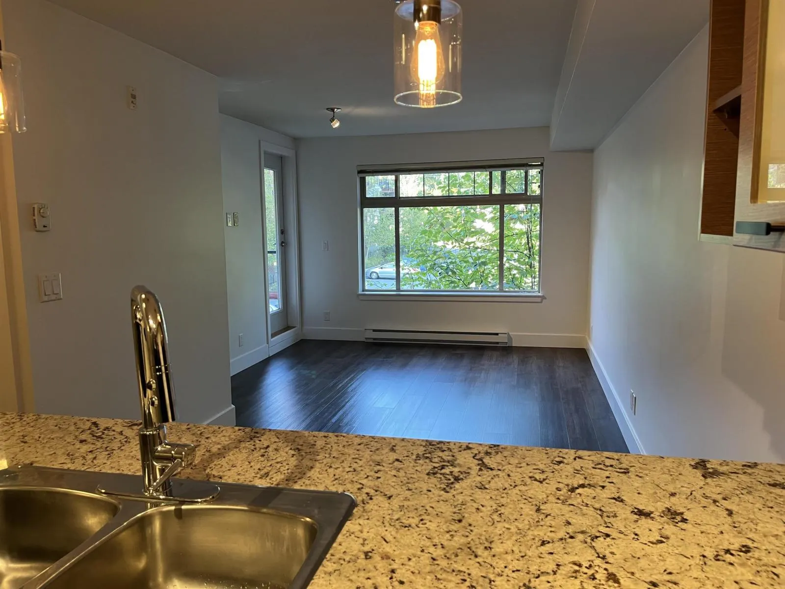 234 2233 MCKENZIE ROAD