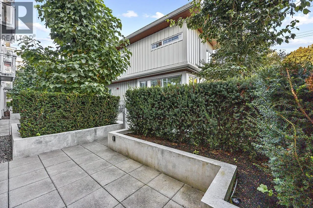 104 5058 CAMBIE STREET