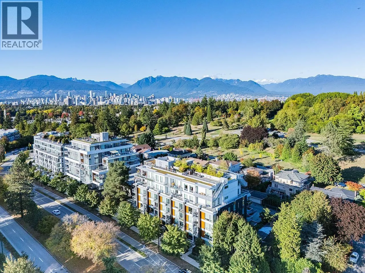 104 5058 CAMBIE STREET