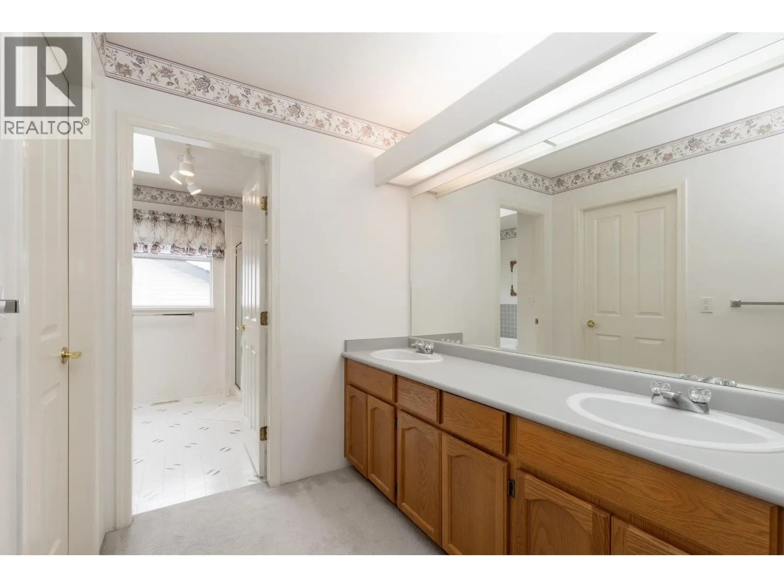1552 TANGLEWOOD LANE