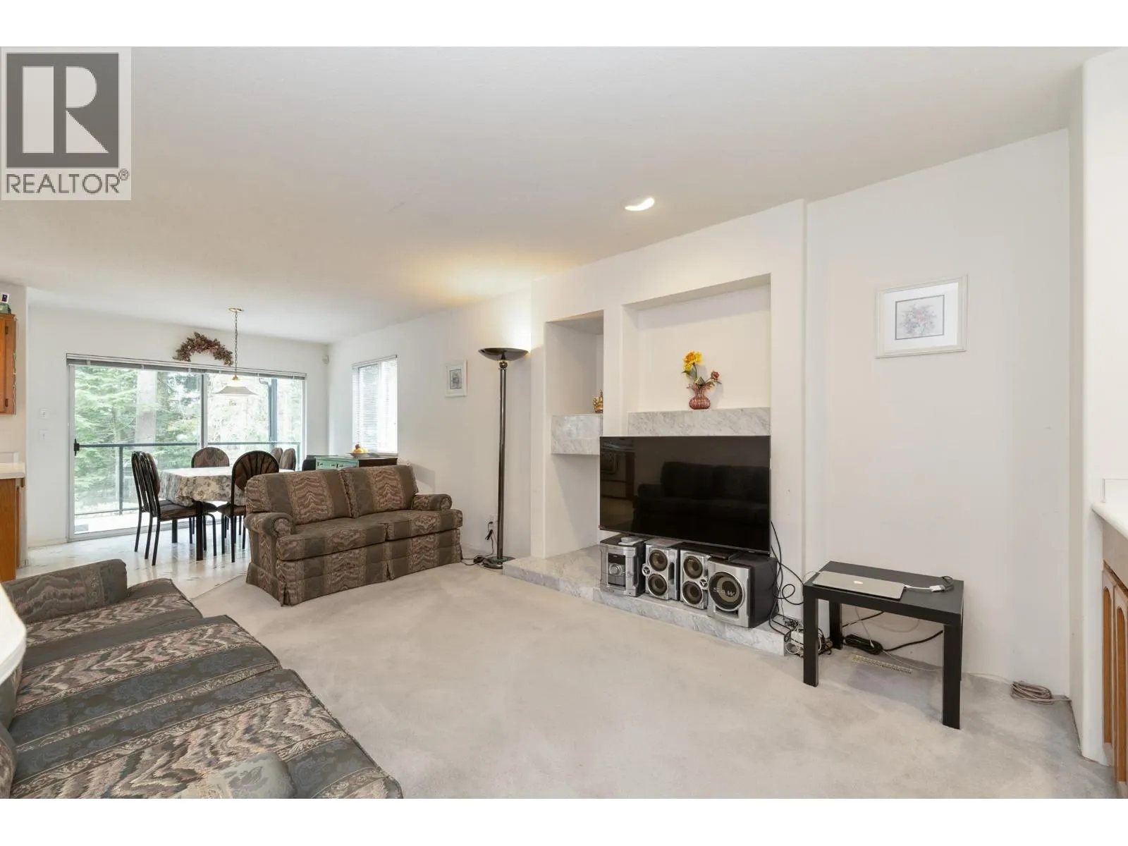 1552 TANGLEWOOD LANE