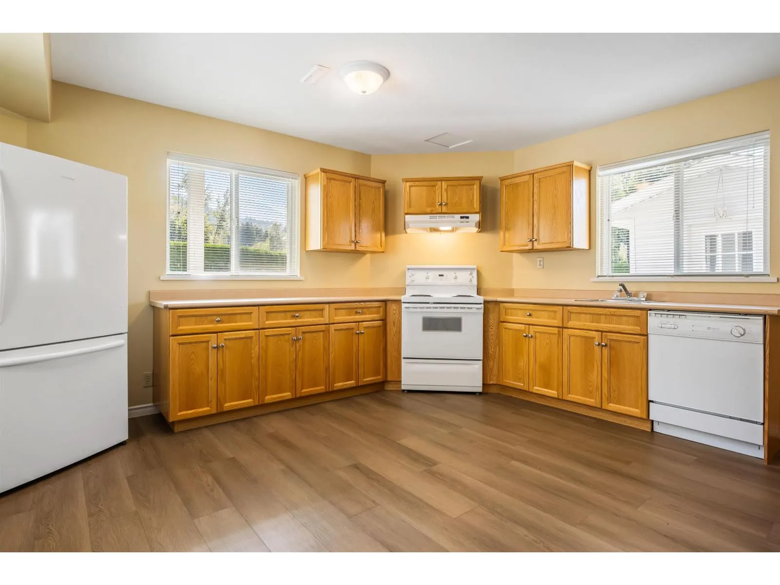 9871 PARKWOOD DRIVE|Rosedale