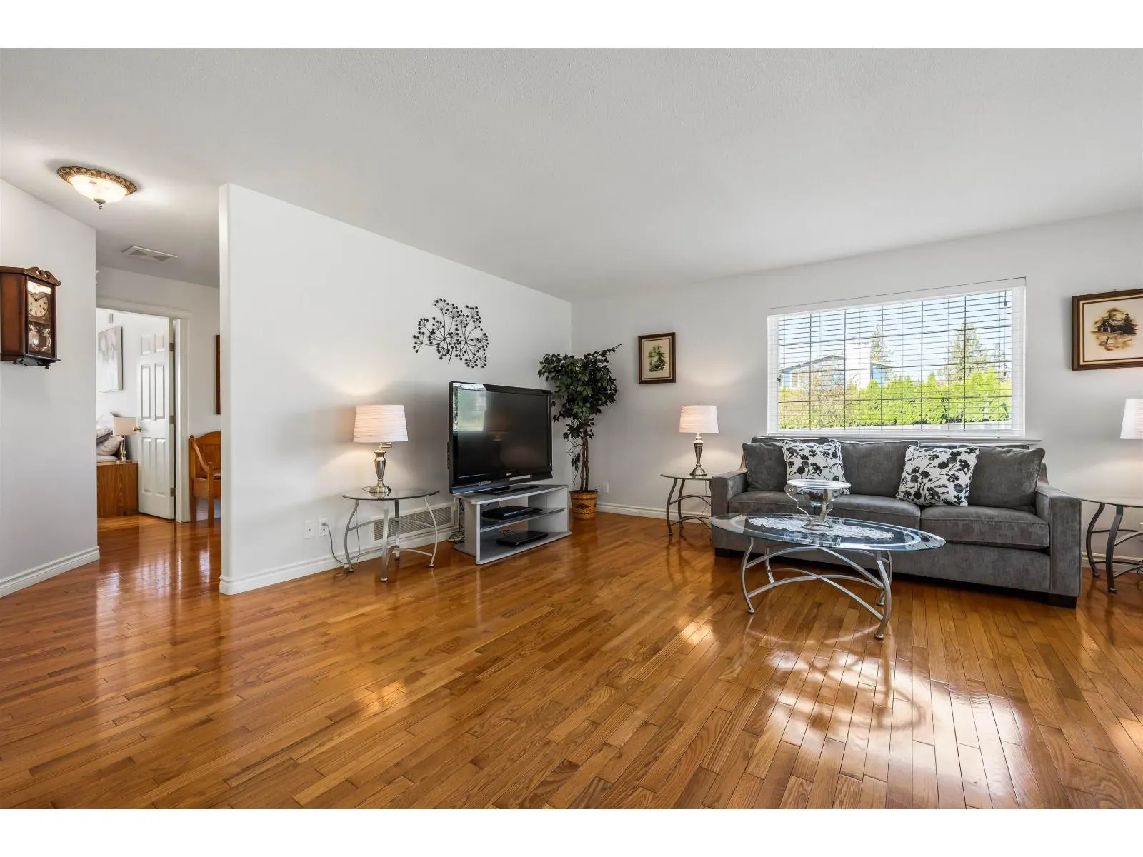 9871 PARKWOOD DRIVE|Rosedale