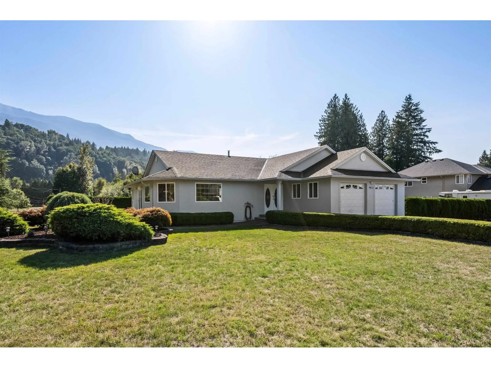 9871 PARKWOOD DRIVE|Rosedale