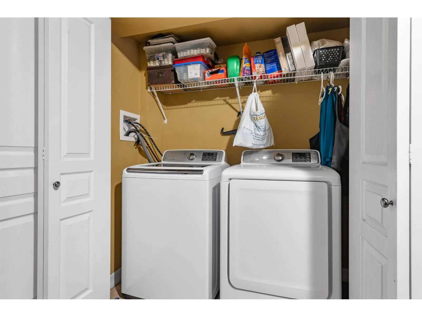 19 46832 HUDSON ROAD|Promontory