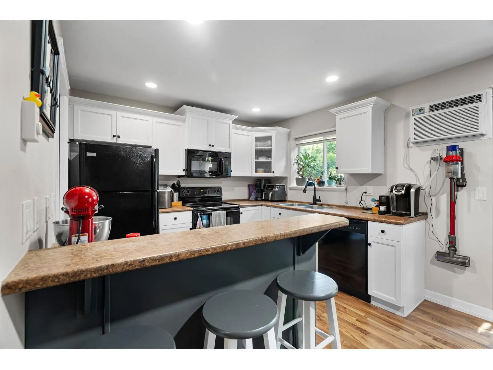 19 46832 HUDSON ROAD|Promontory