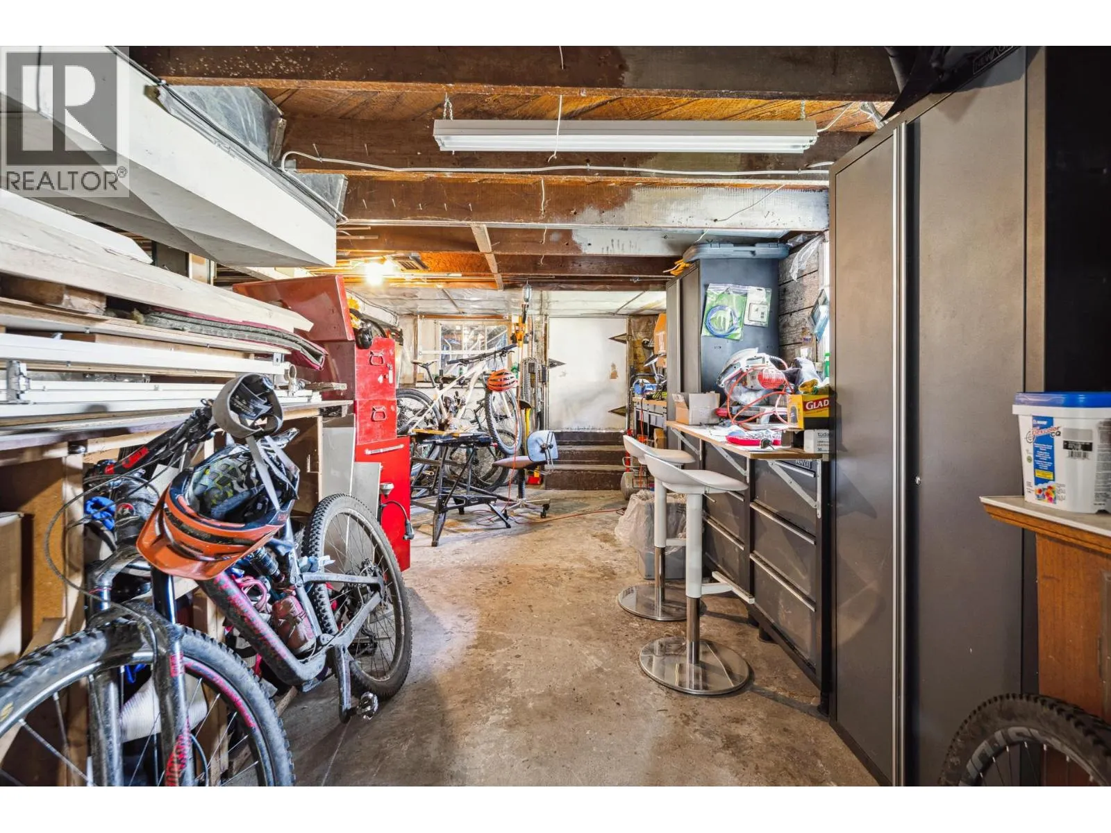 341 W 22ND STREET