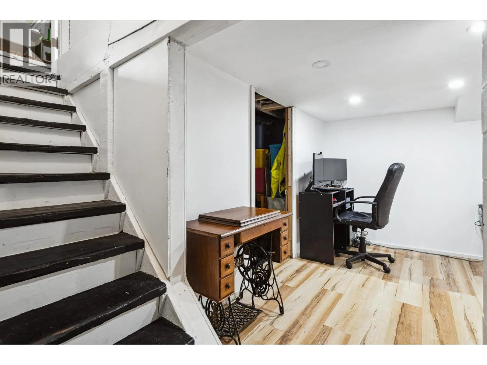 341 W 22ND STREET