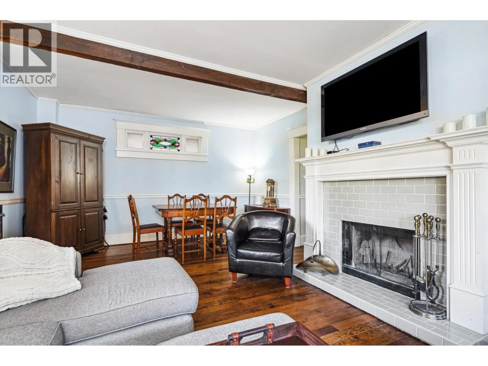 341 W 22ND STREET