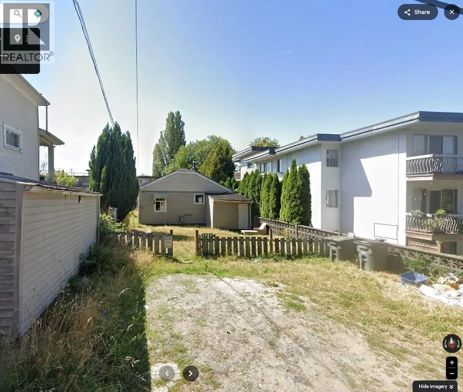 1237 E BROADWAY