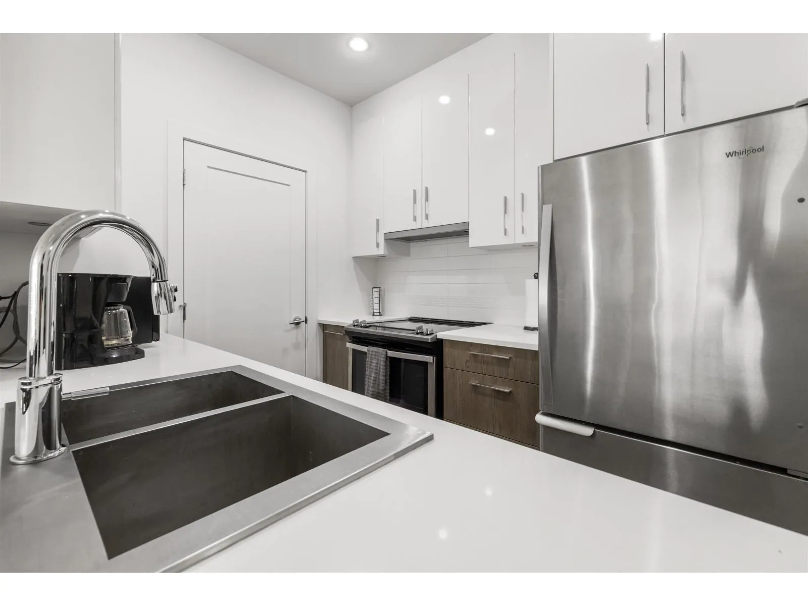 210 20829 77A AVENUE