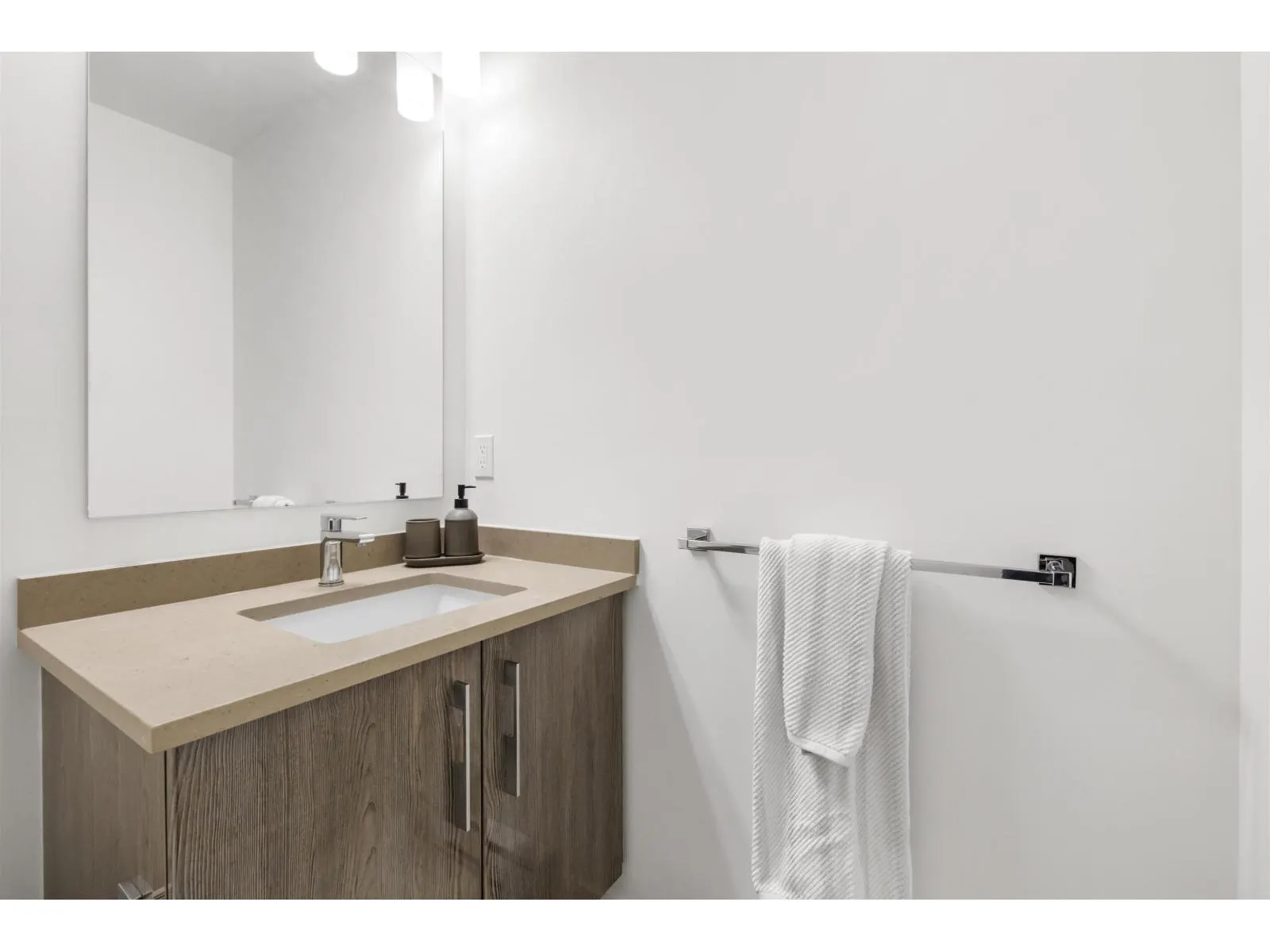 210 20829 77A AVENUE