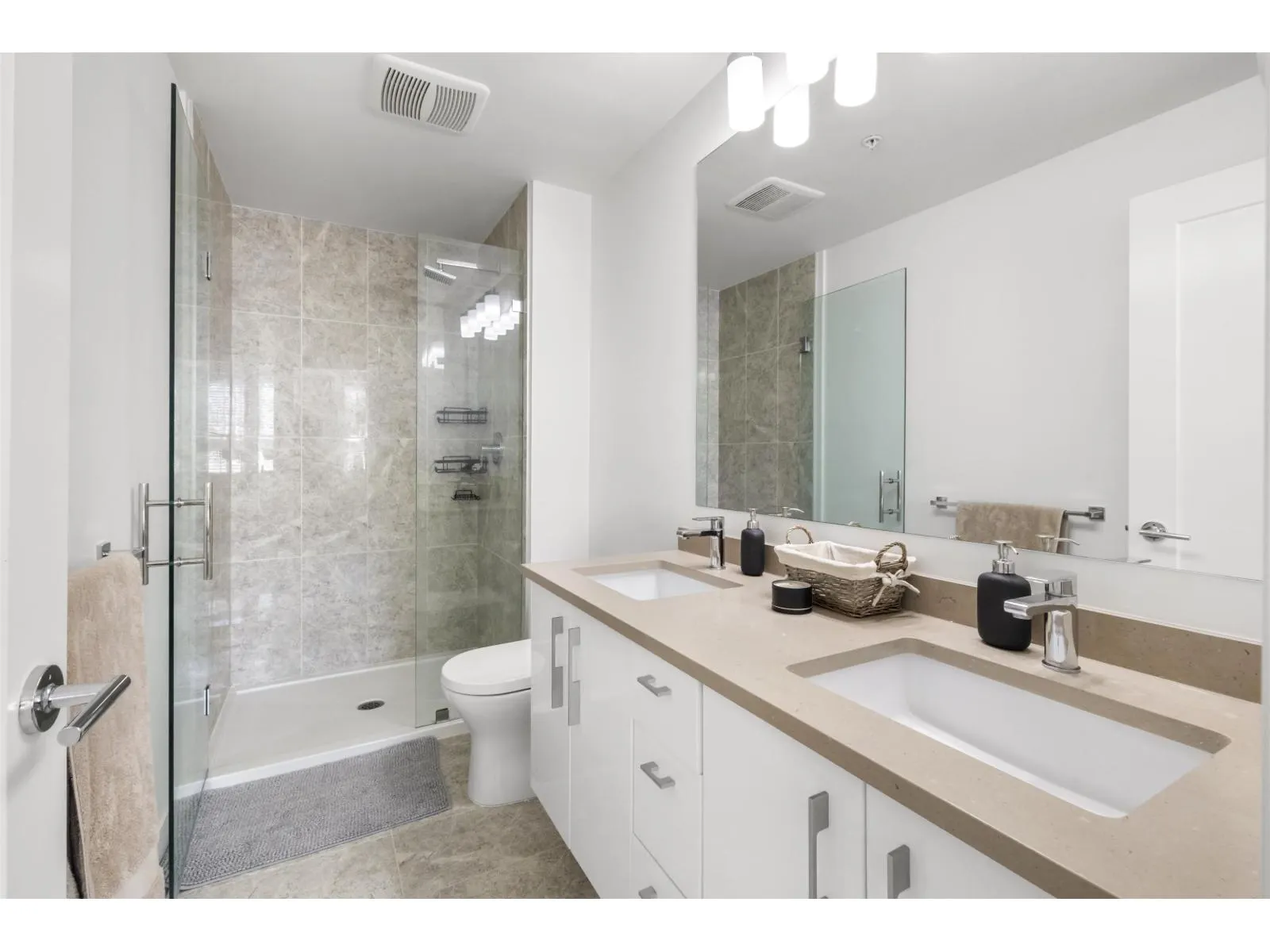 210 20829 77A AVENUE