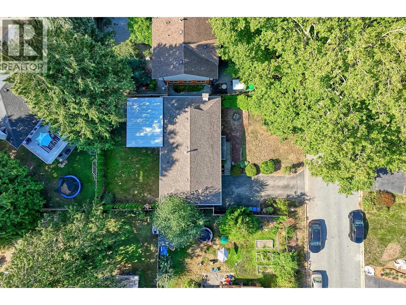 3848 CLEMATIS CRESCENT