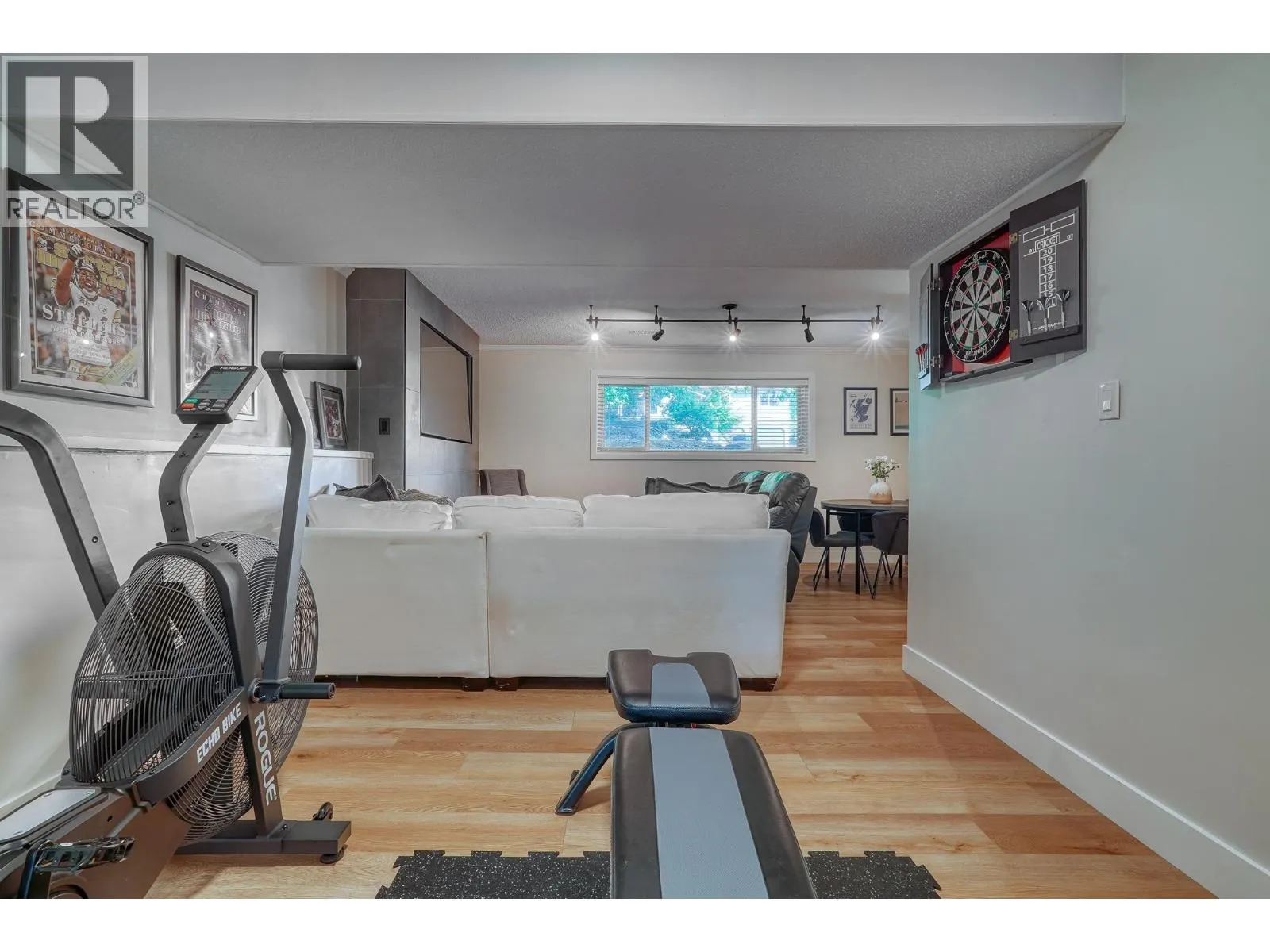 3848 CLEMATIS CRESCENT