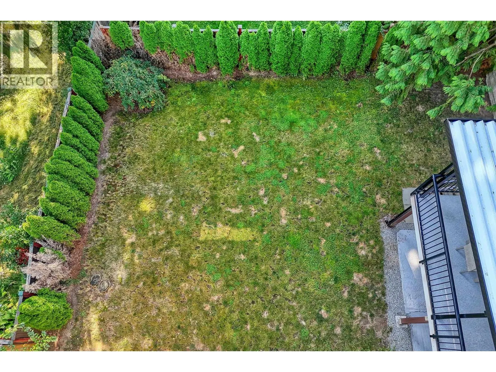 3848 CLEMATIS CRESCENT