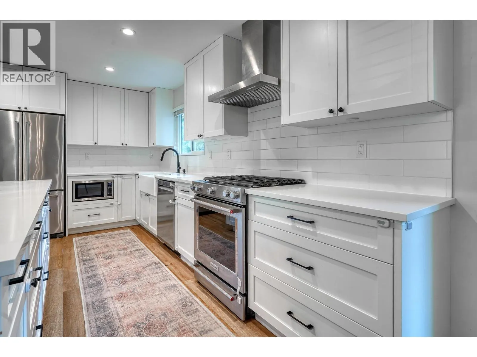 3848 CLEMATIS CRESCENT
