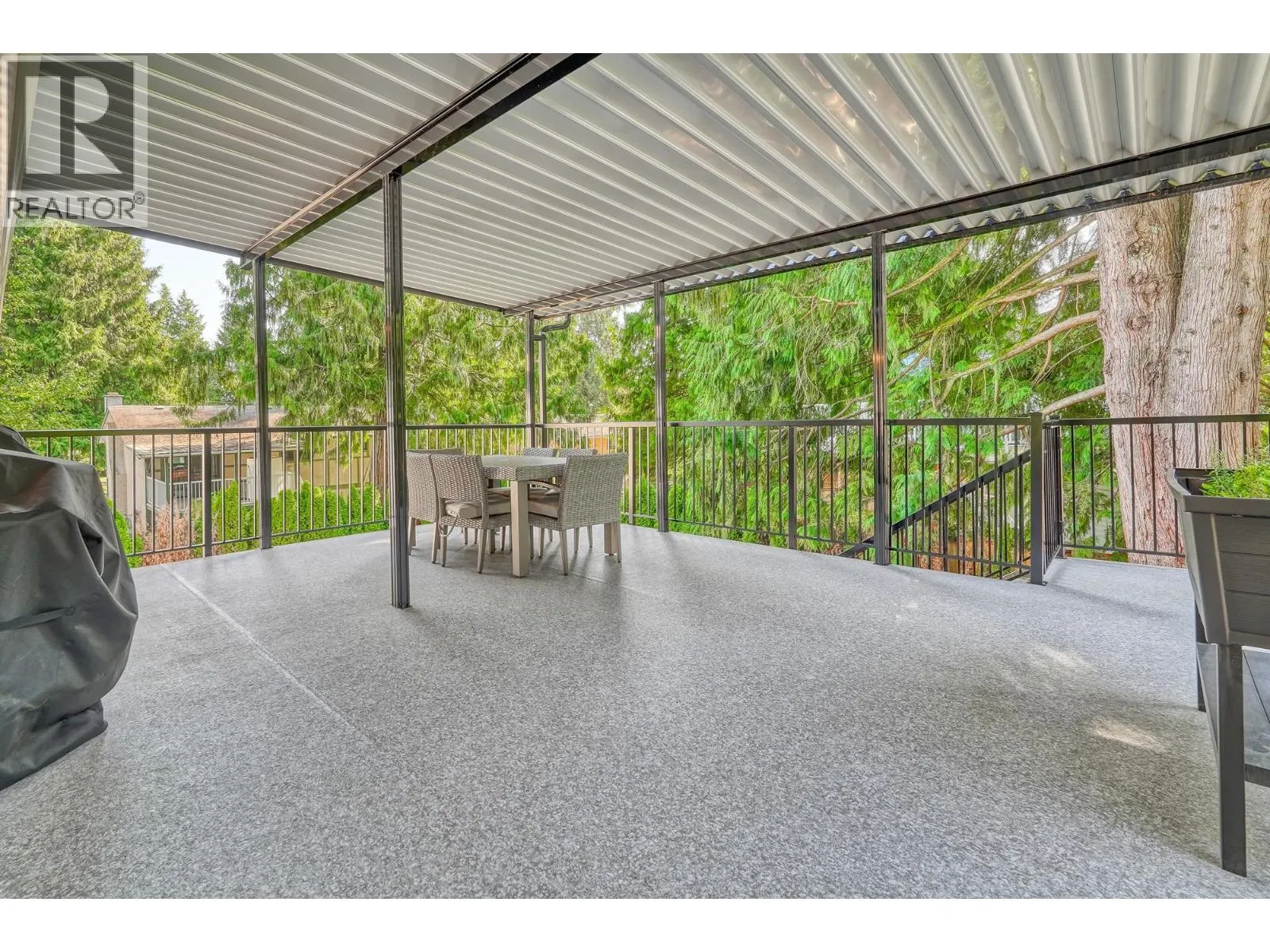3848 CLEMATIS CRESCENT