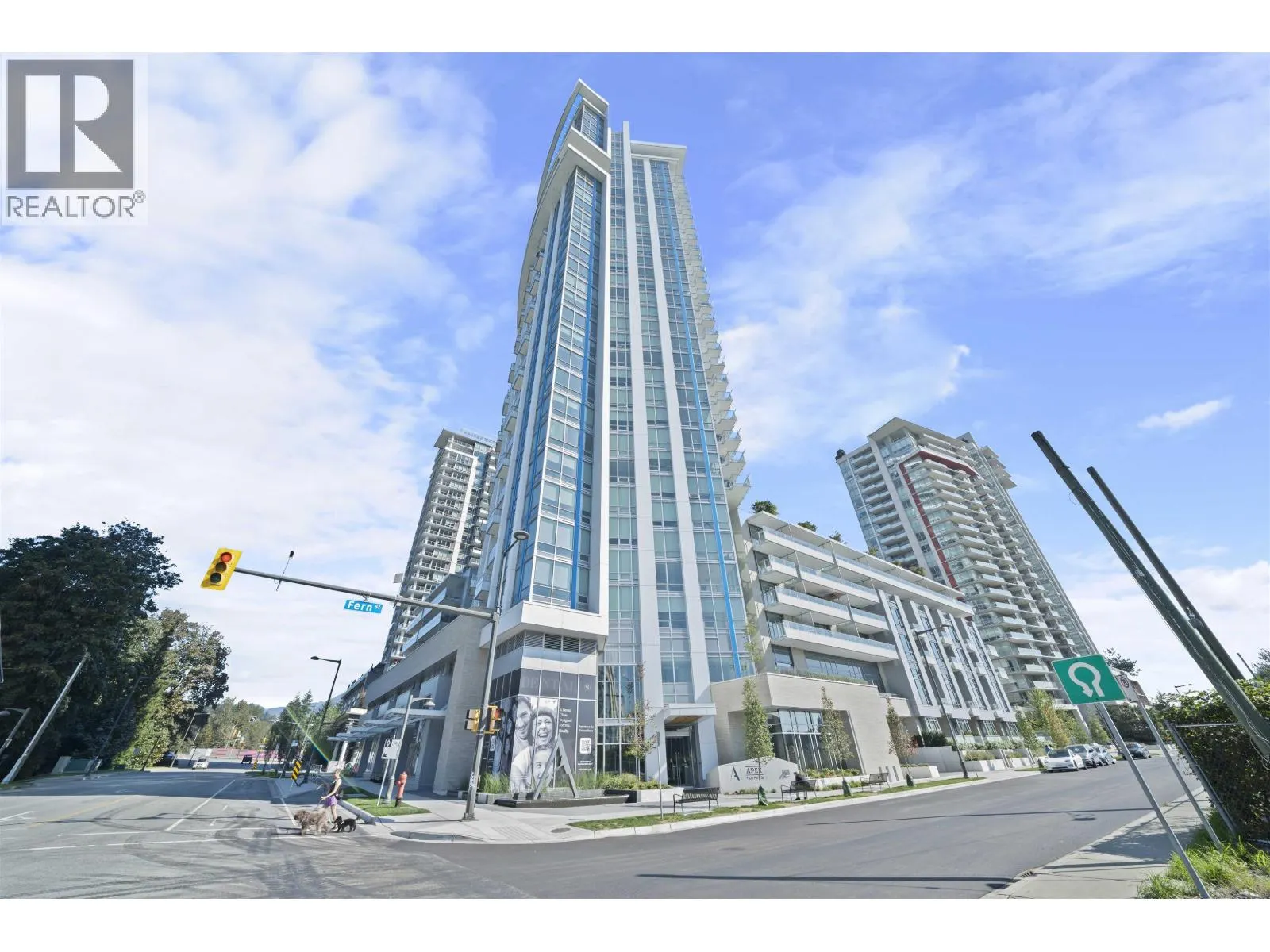 1500 FERN STREET