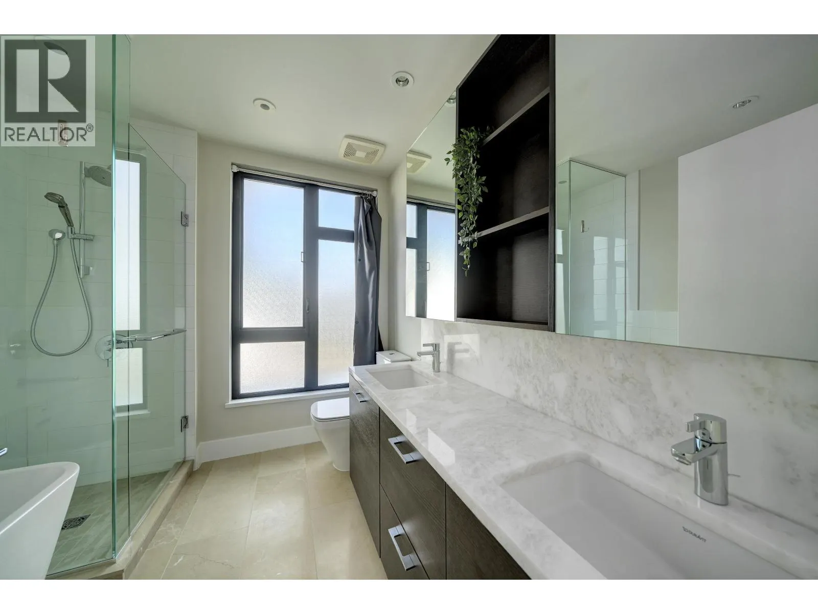 7358 GRANVILLE STREET