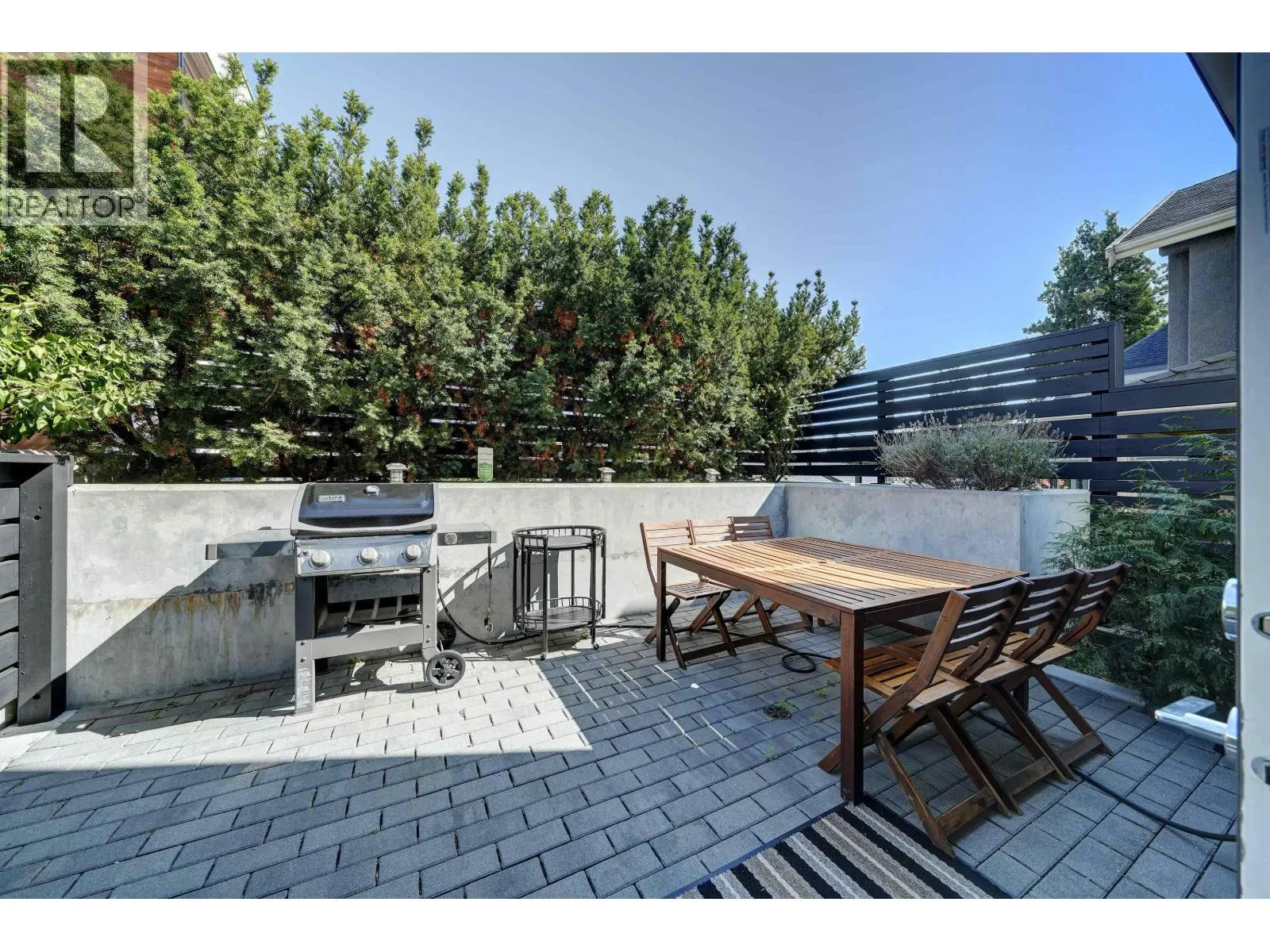 7358 GRANVILLE STREET