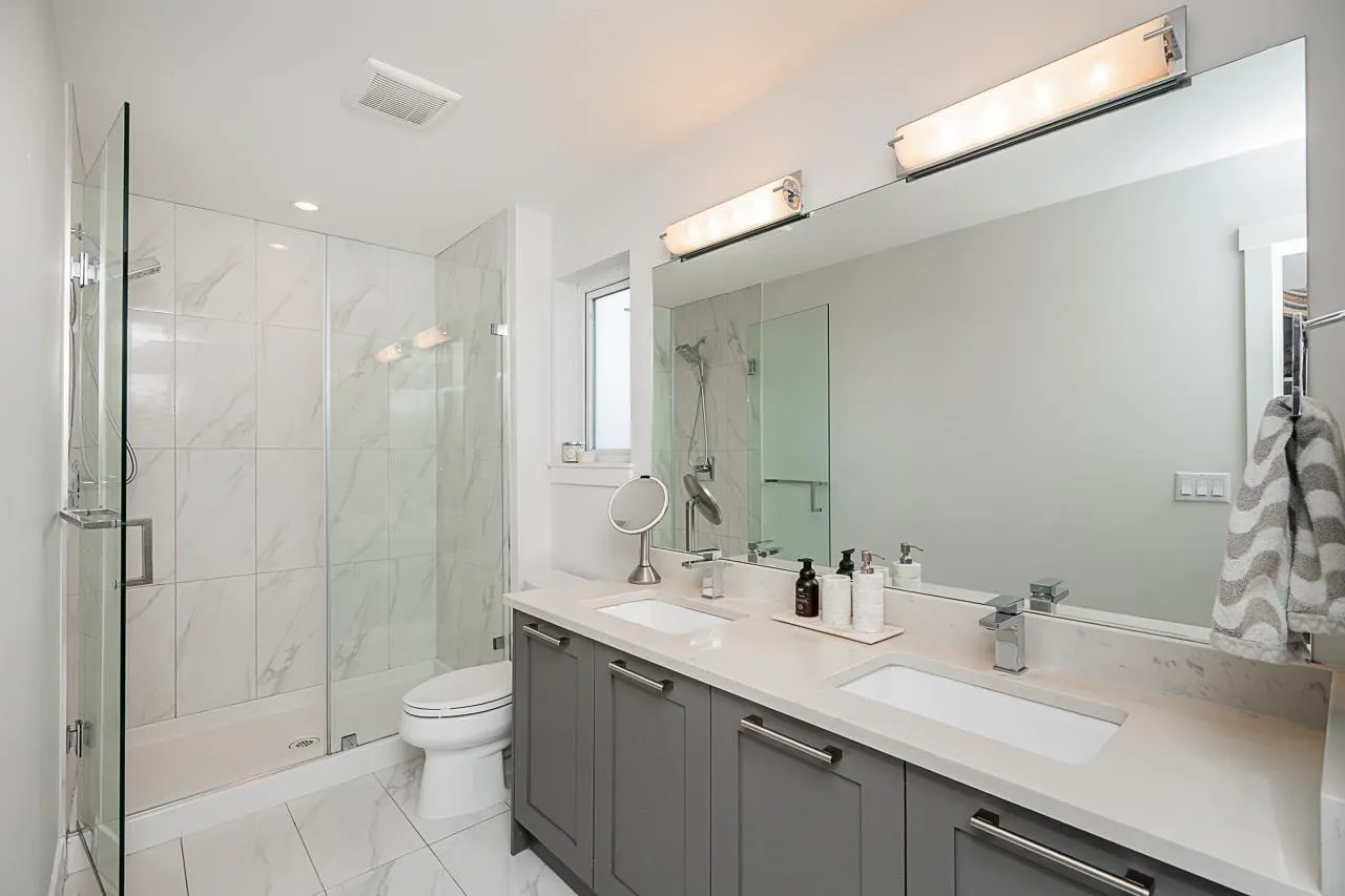 235 2218 OAK MEADOWS DRIVE