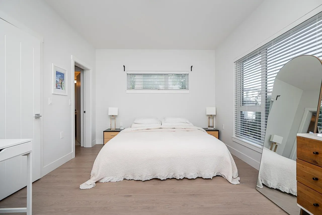 235 2218 OAK MEADOWS DRIVE