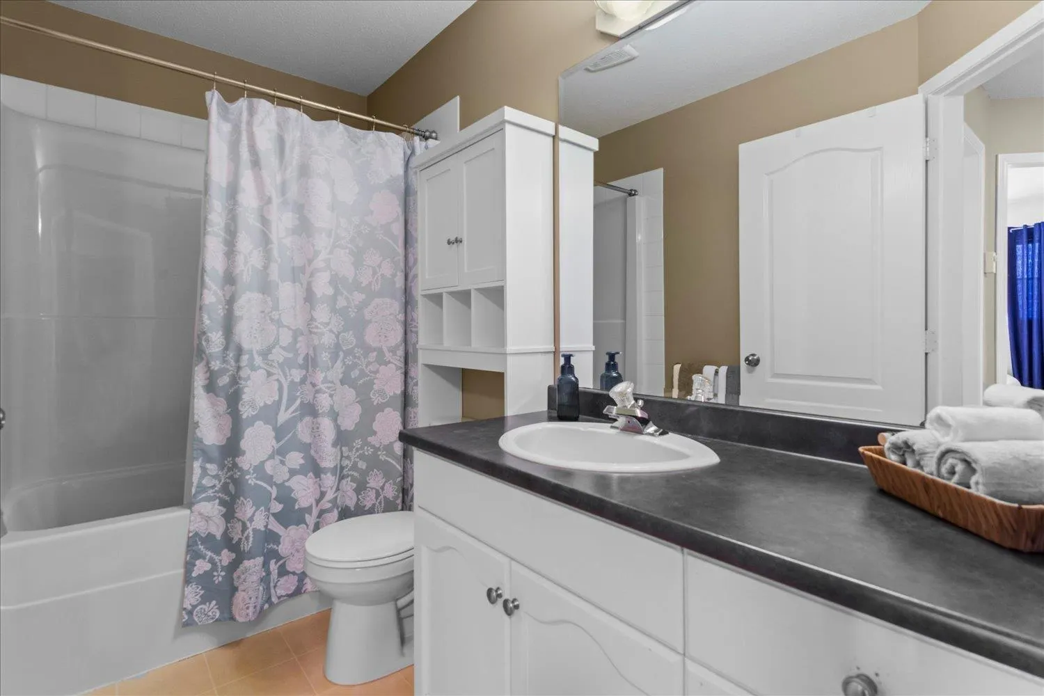 100 46360 VALLEYVIEW ROAD|Promontory