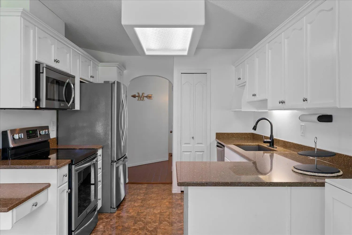 100 46360 VALLEYVIEW ROAD|Promontory
