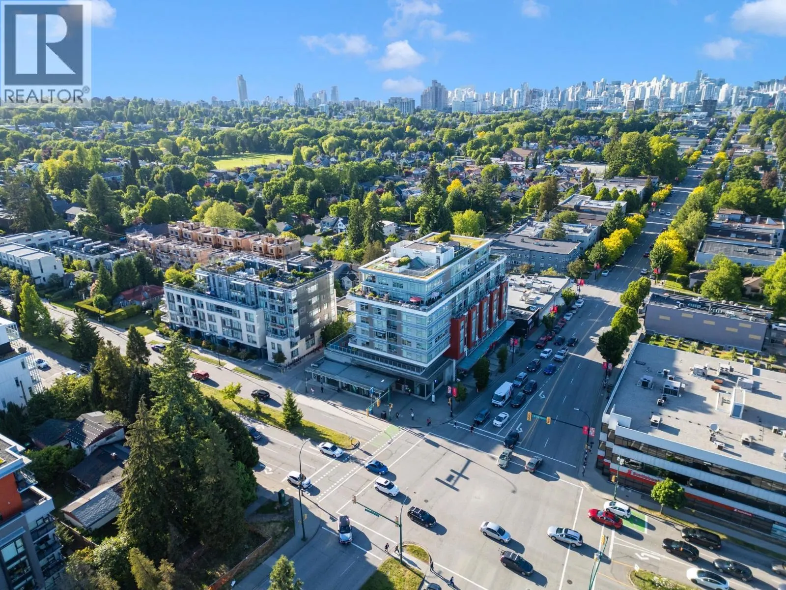 275 W KING EDWARD AVENUE