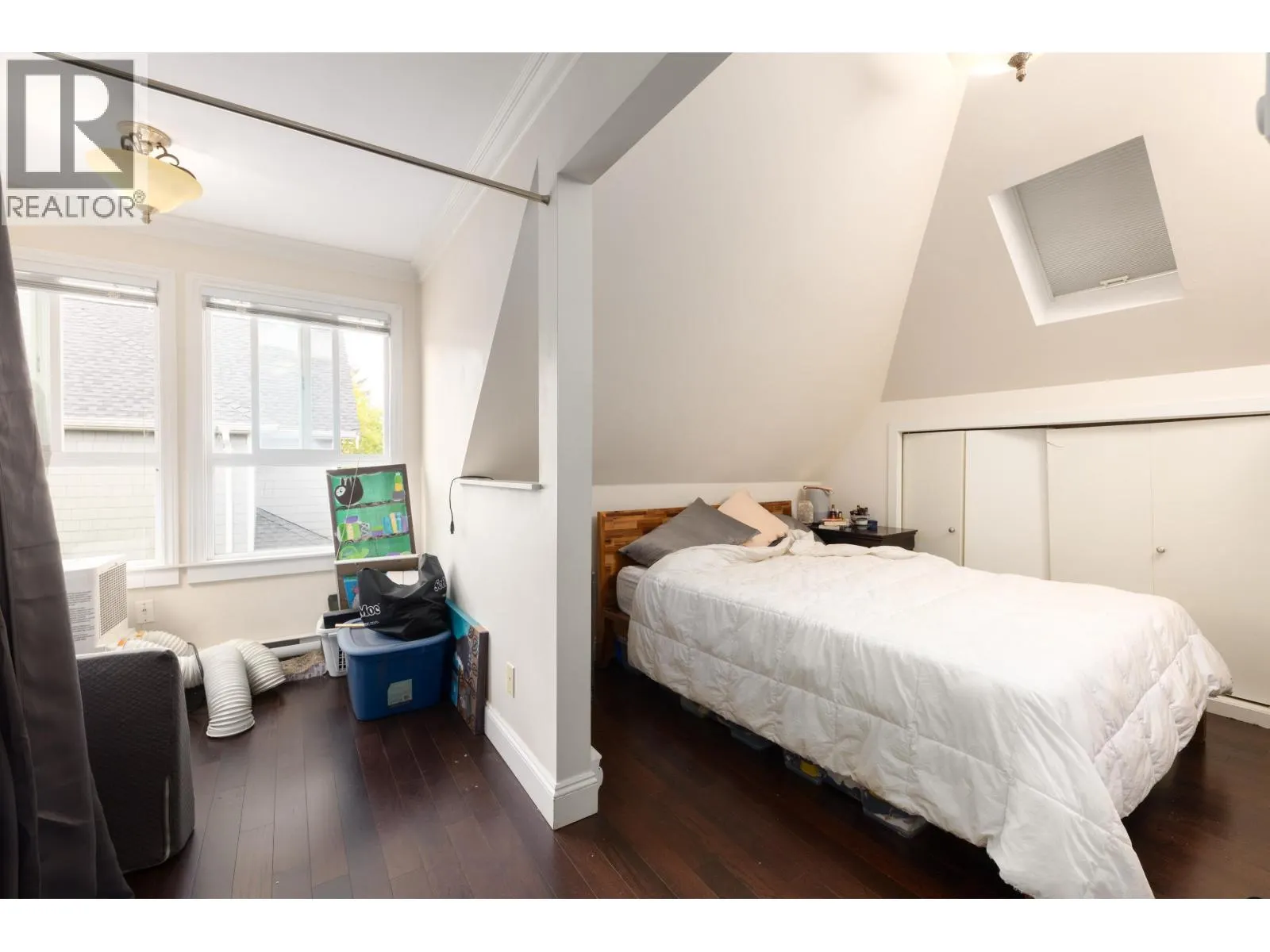 151 W 14TH AVENUE