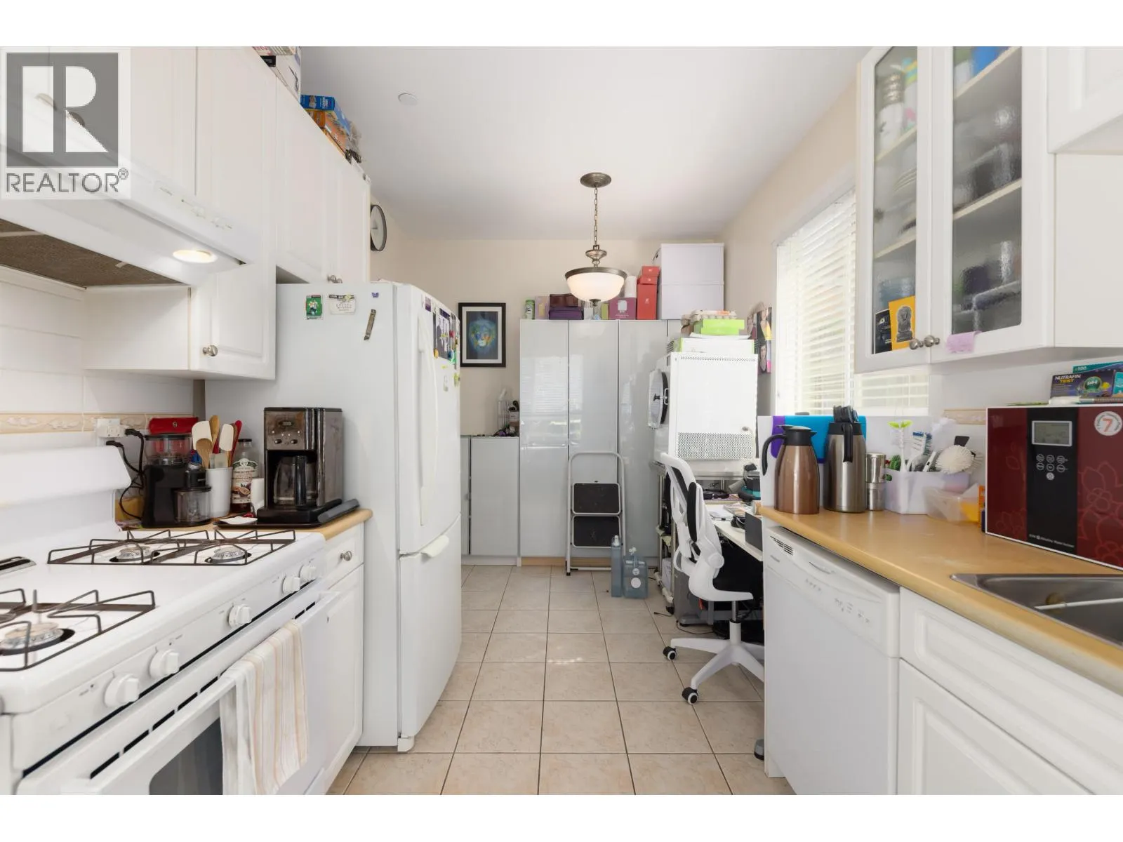 151 W 14TH AVENUE