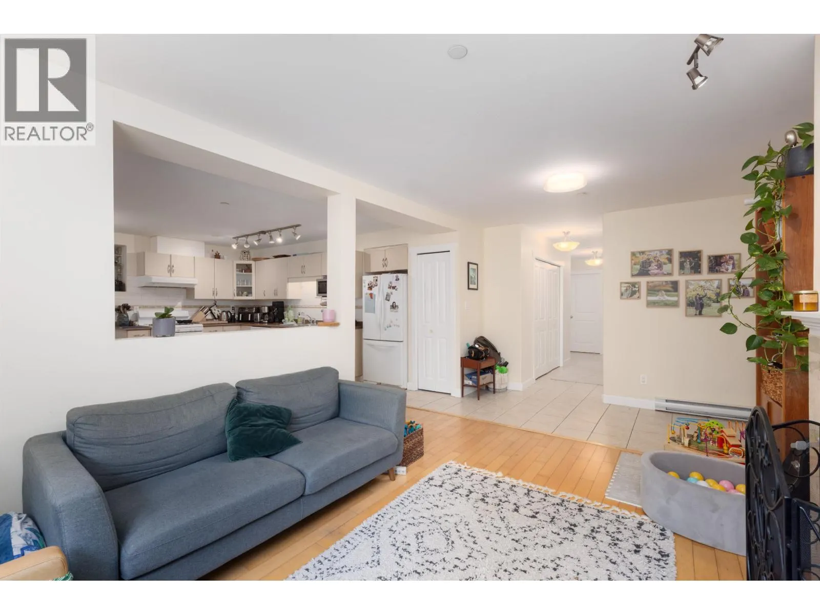 151 W 14TH AVENUE