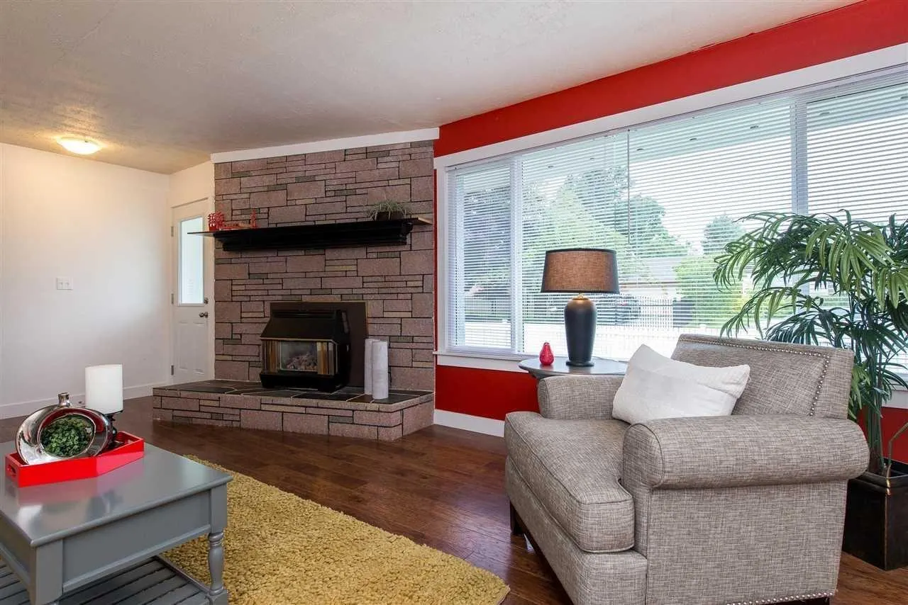 46598 MACKEN AVENUE|Chilliwack Proper East
