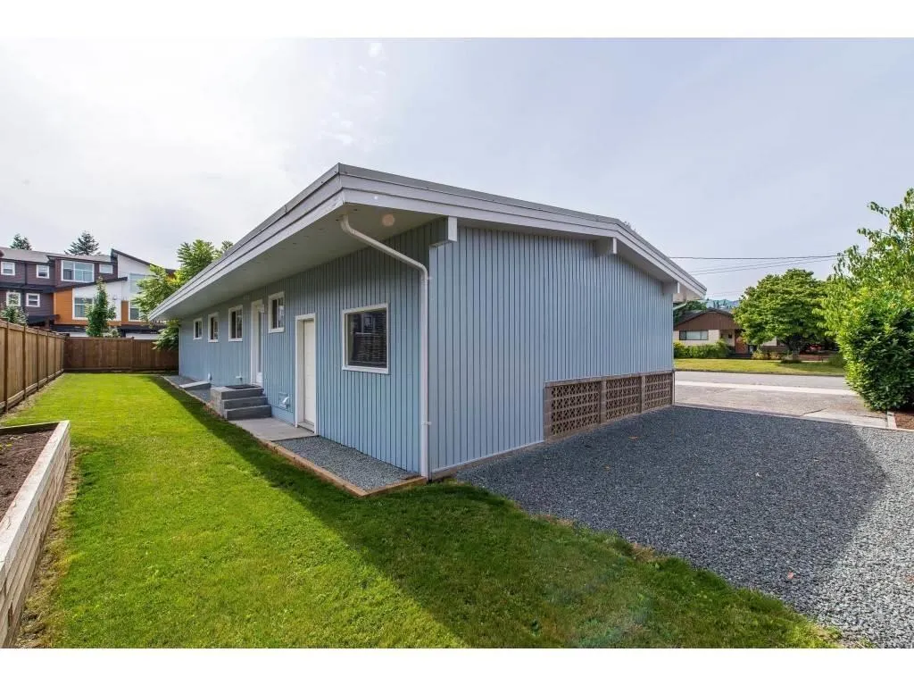 46598 MACKEN AVENUE|Chilliwack Proper East