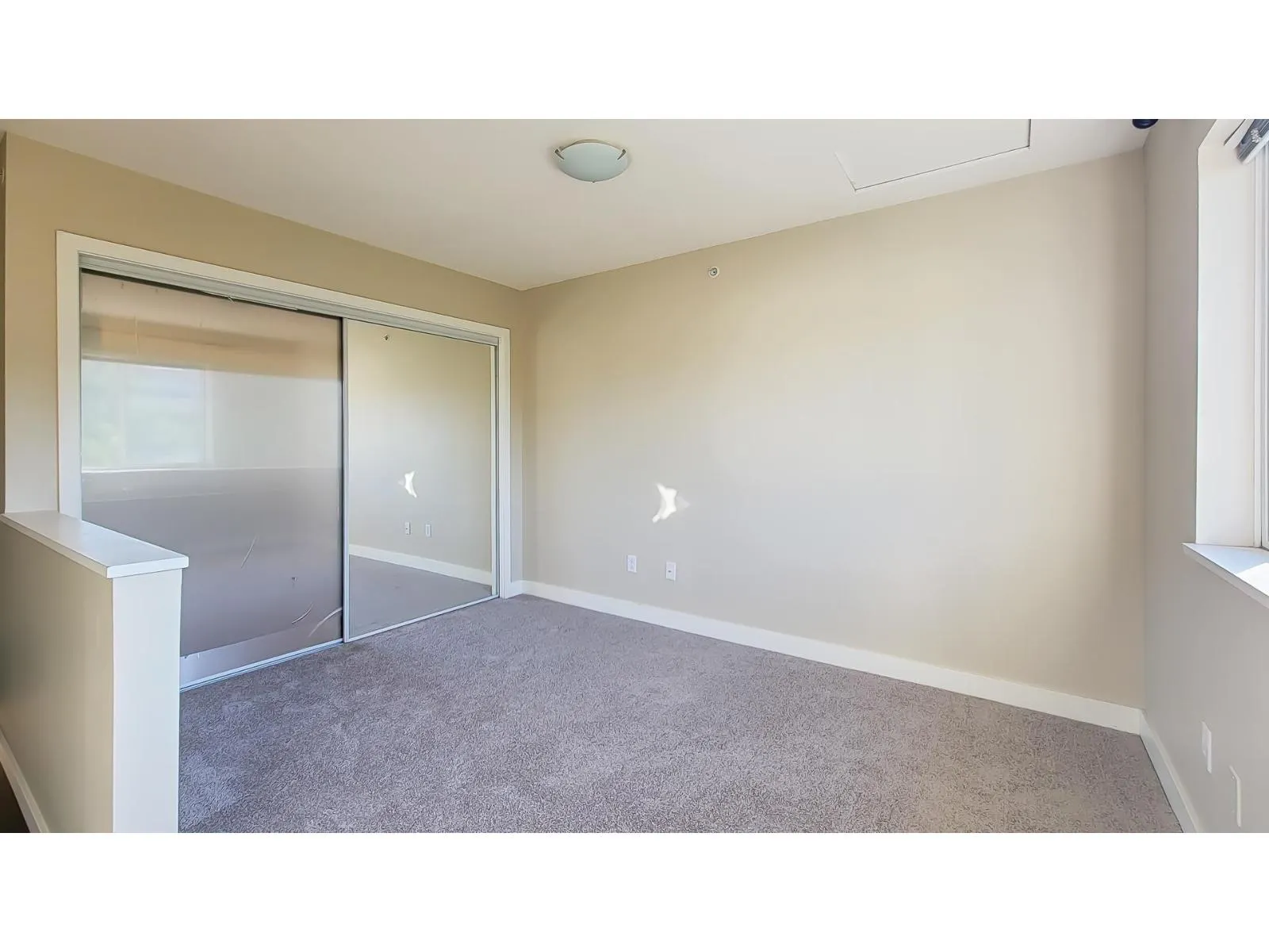 47 15353 100 AVENUE
