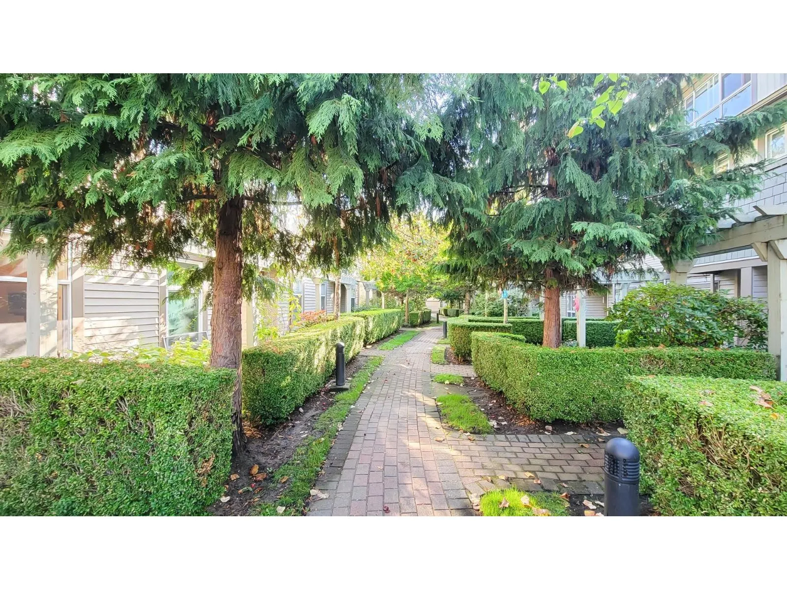47 15353 100 AVENUE