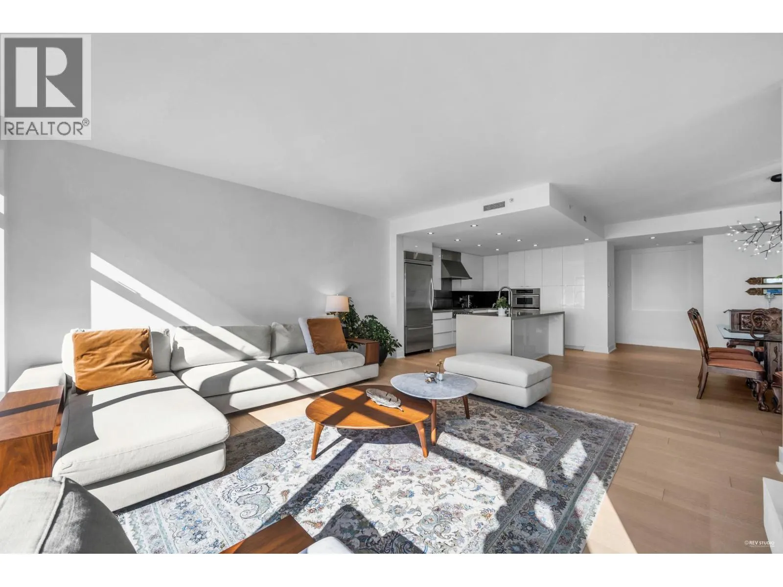 401 3315 CYPRESS PLACE