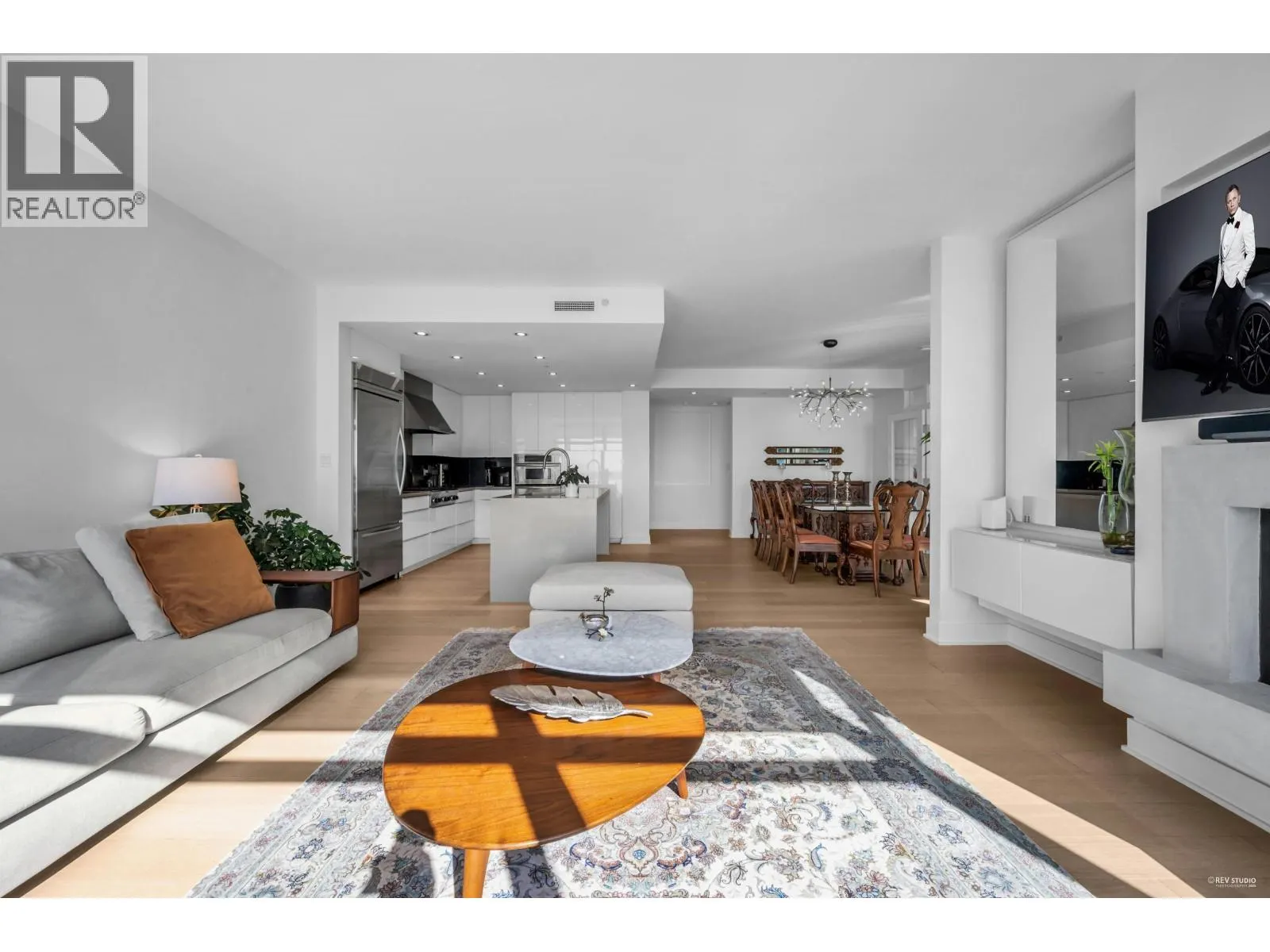 401 3315 CYPRESS PLACE