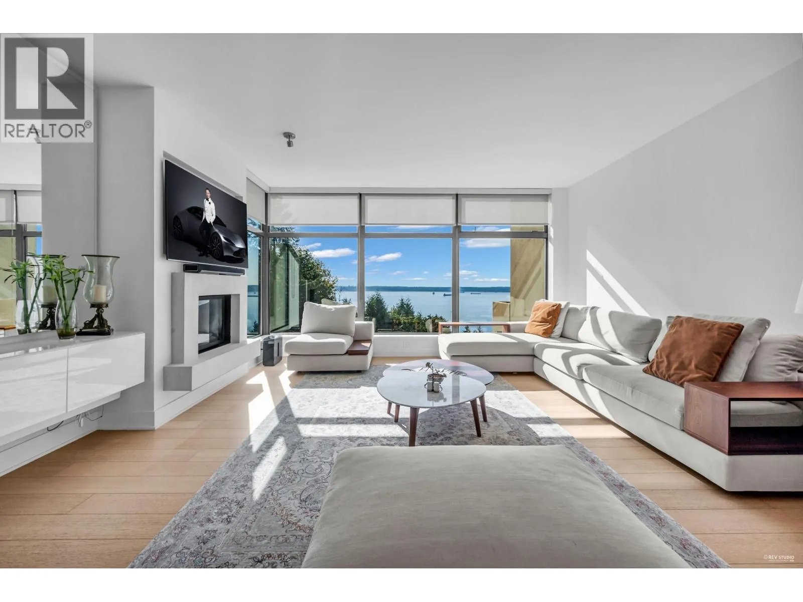 401 3315 CYPRESS PLACE