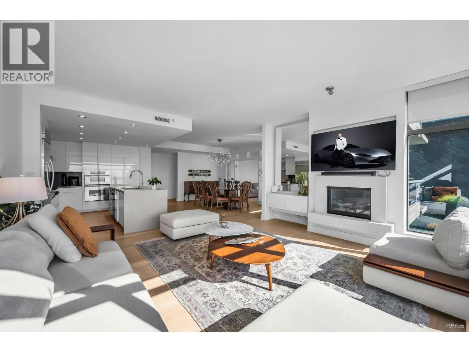 401 3315 CYPRESS PLACE