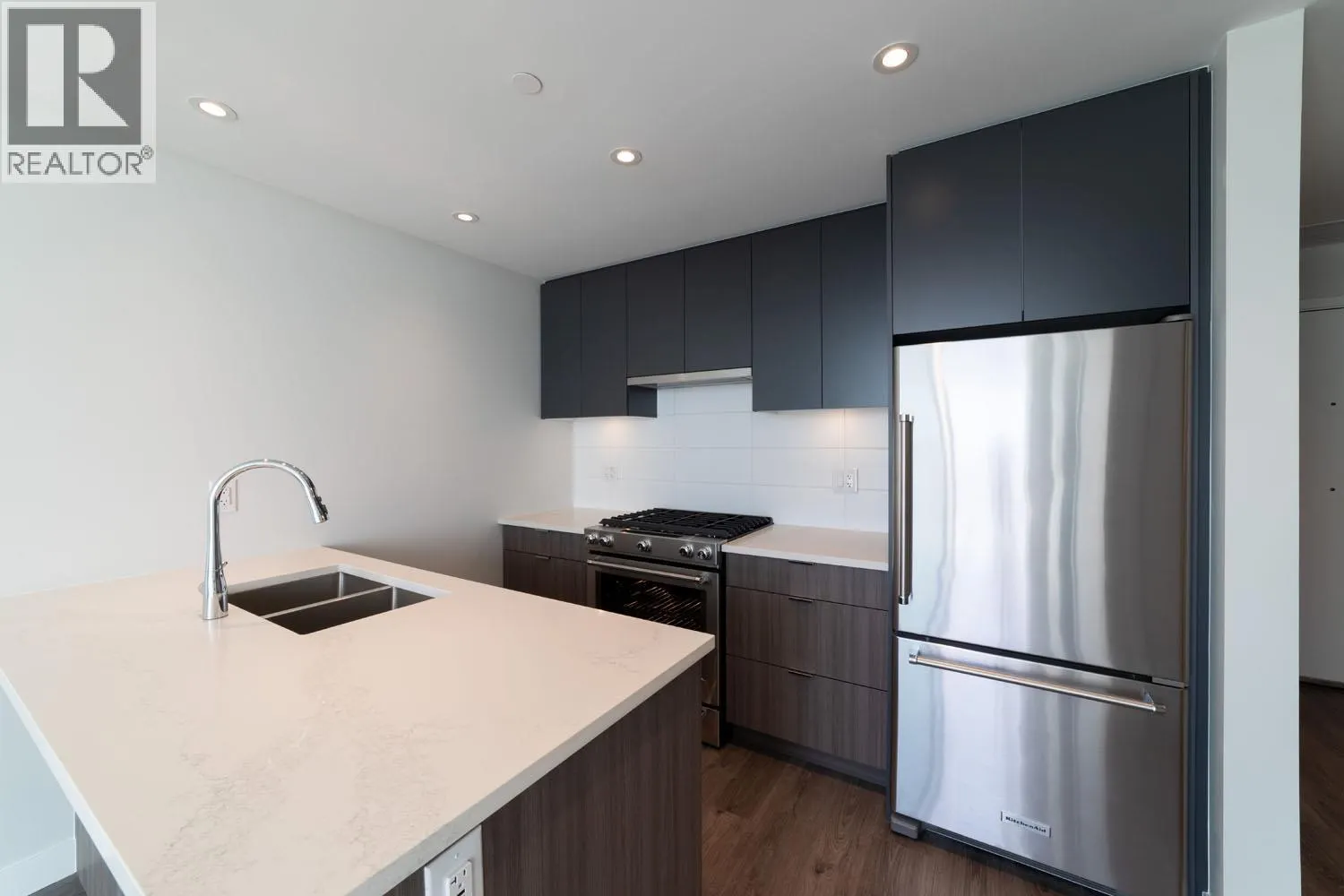 1403 3430 KENT AVENUE
