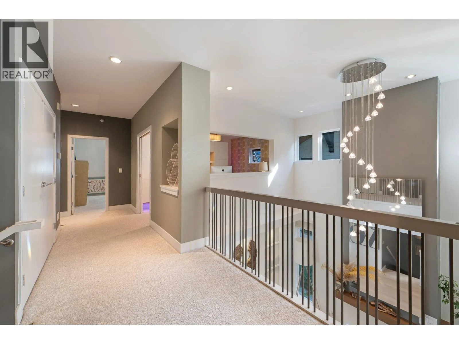 20 555 RAVEN WOODS DRIVE