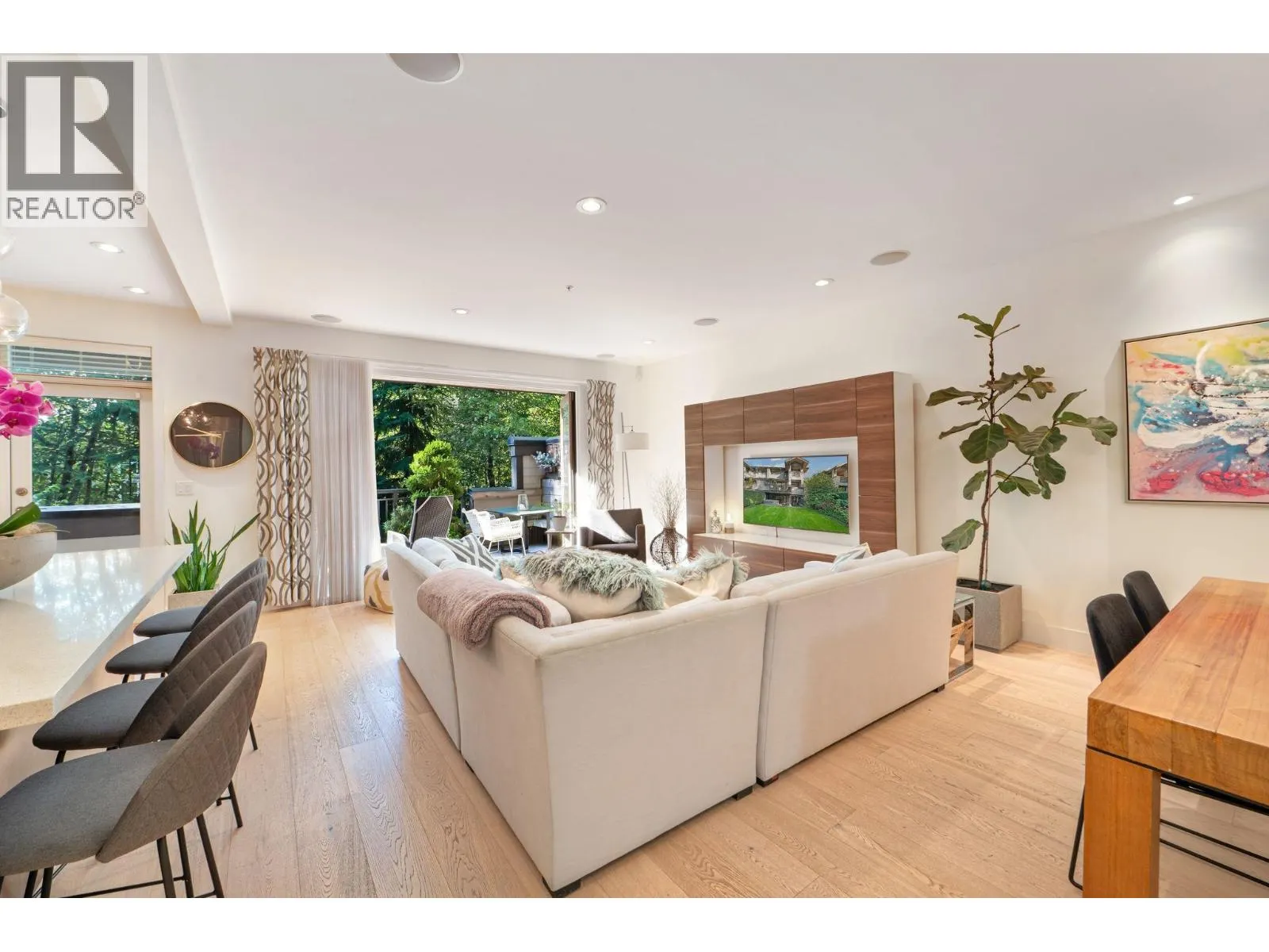20 555 RAVEN WOODS DRIVE