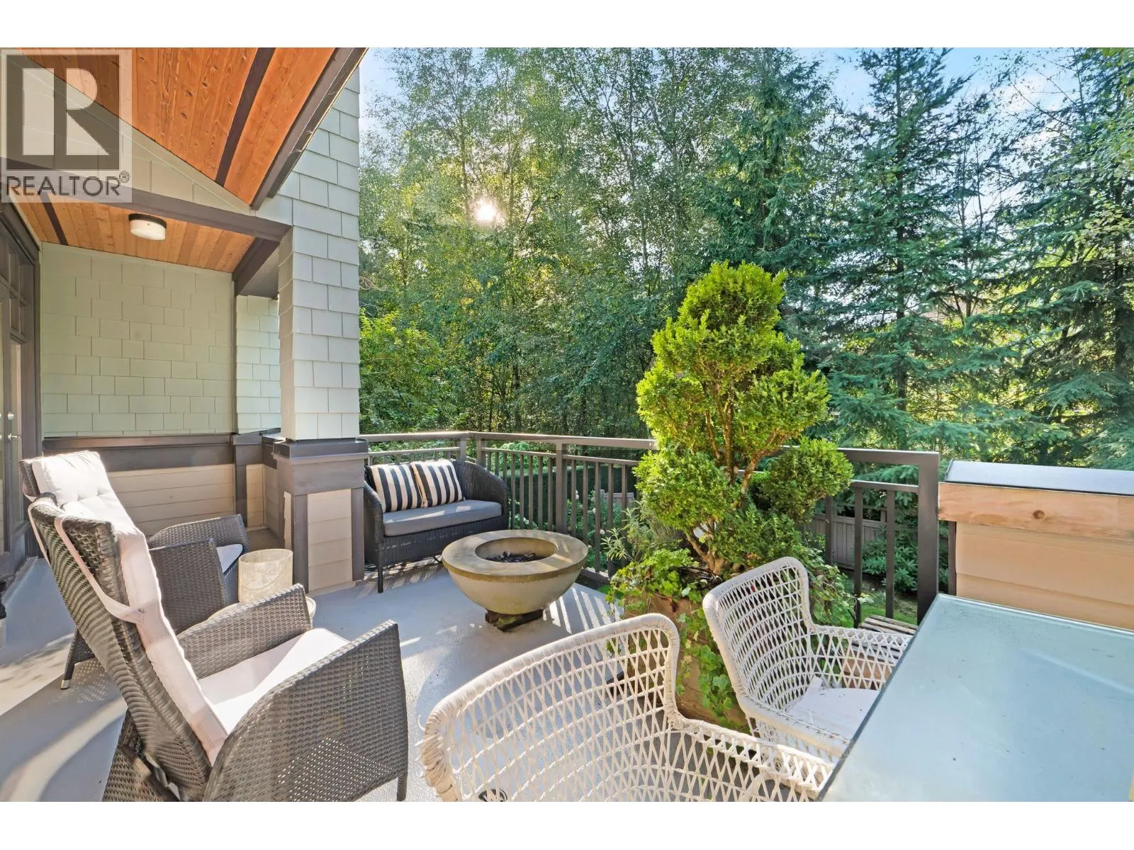 20 555 RAVEN WOODS DRIVE